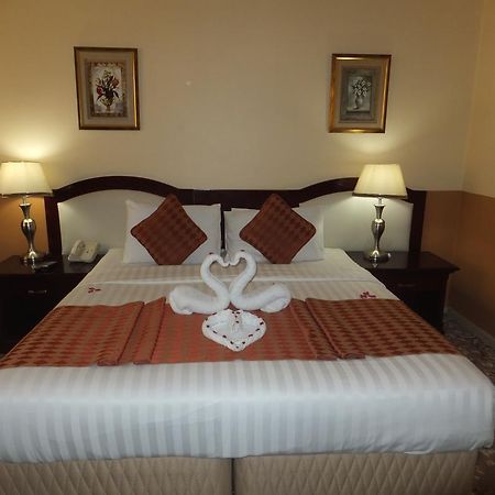 City Hotel Ras al-Khaimah Esterno foto