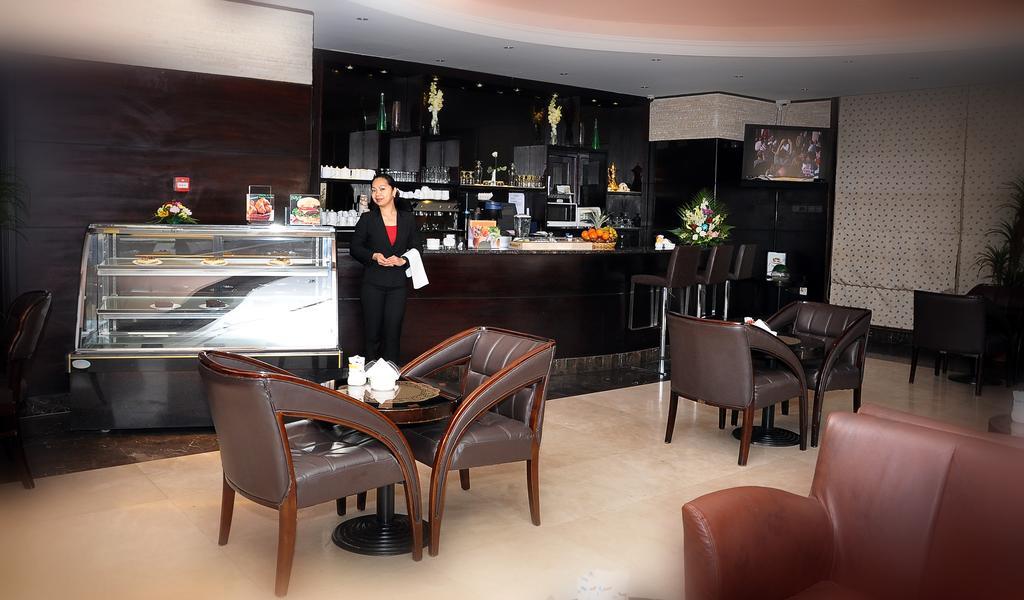 City Hotel Ras al-Khaimah Esterno foto