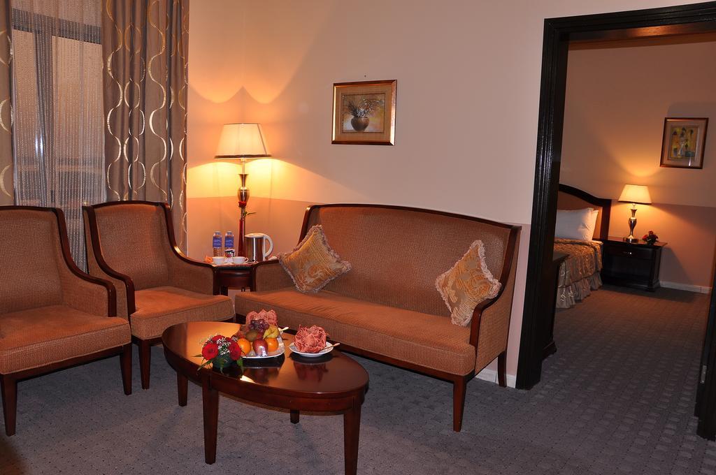City Hotel Ras al-Khaimah Esterno foto