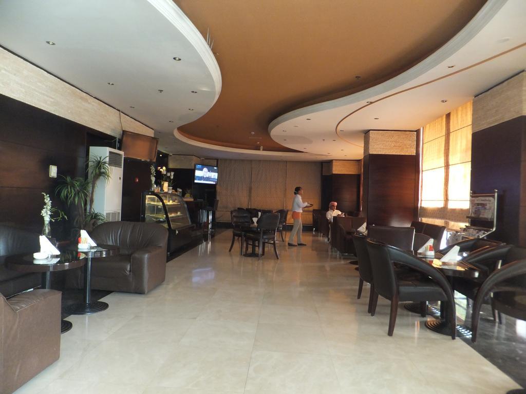 City Hotel Ras al-Khaimah Esterno foto