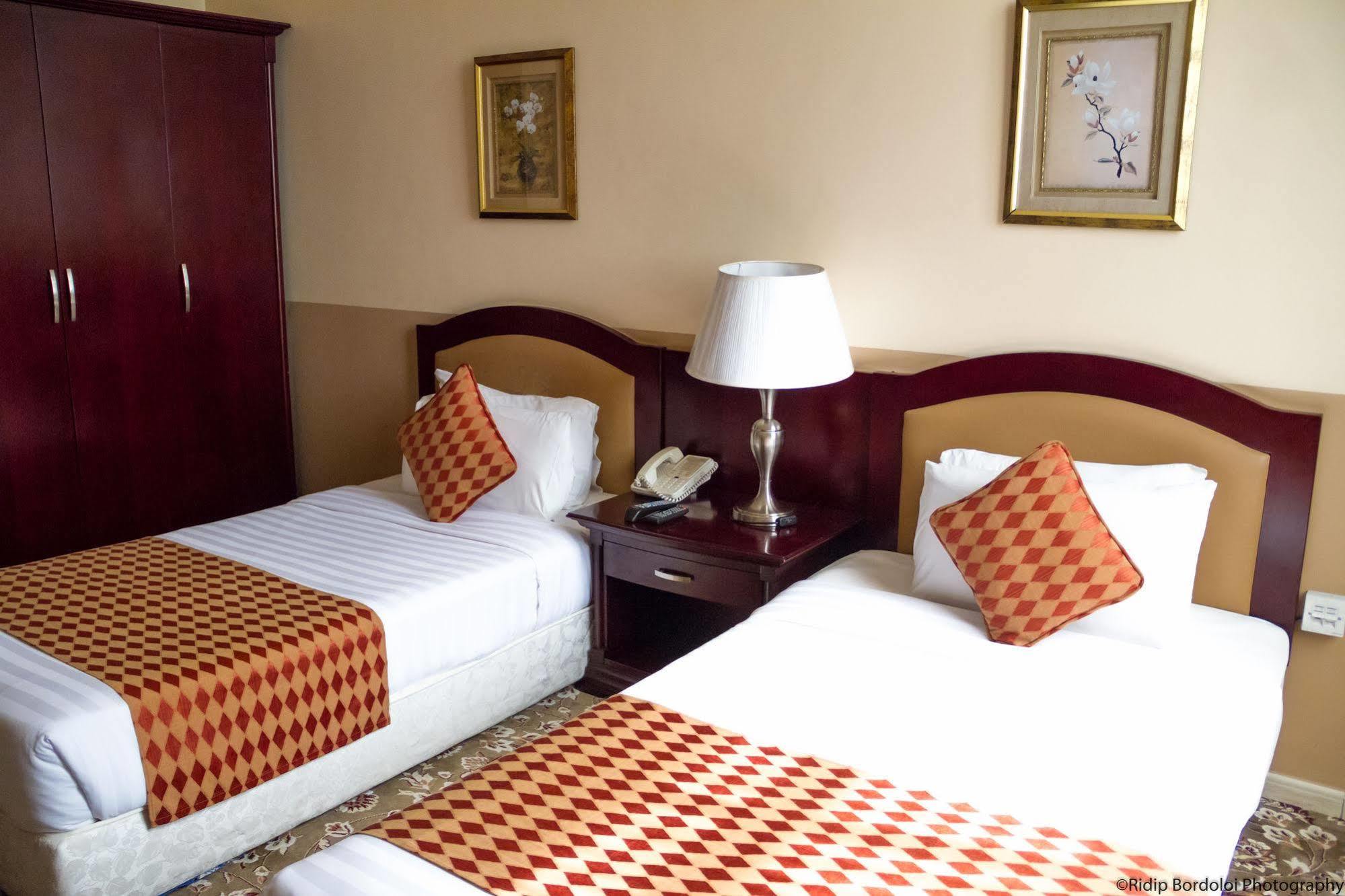 City Hotel Ras al-Khaimah Esterno foto
